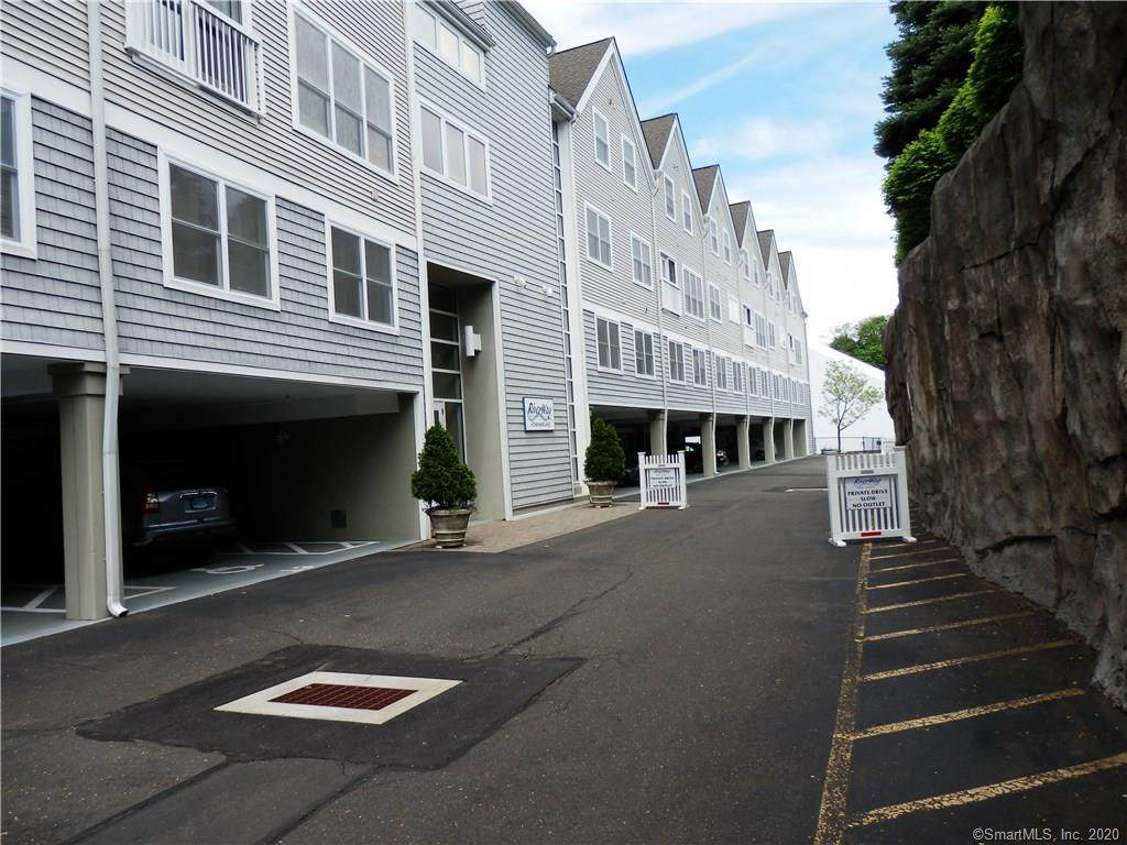4 Daskams Lane - Photo 1