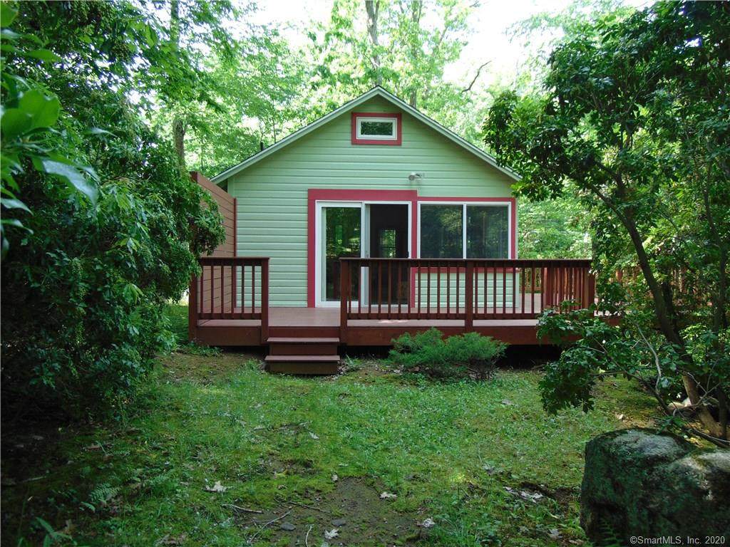 35 Longwood Drive - Photo 1
