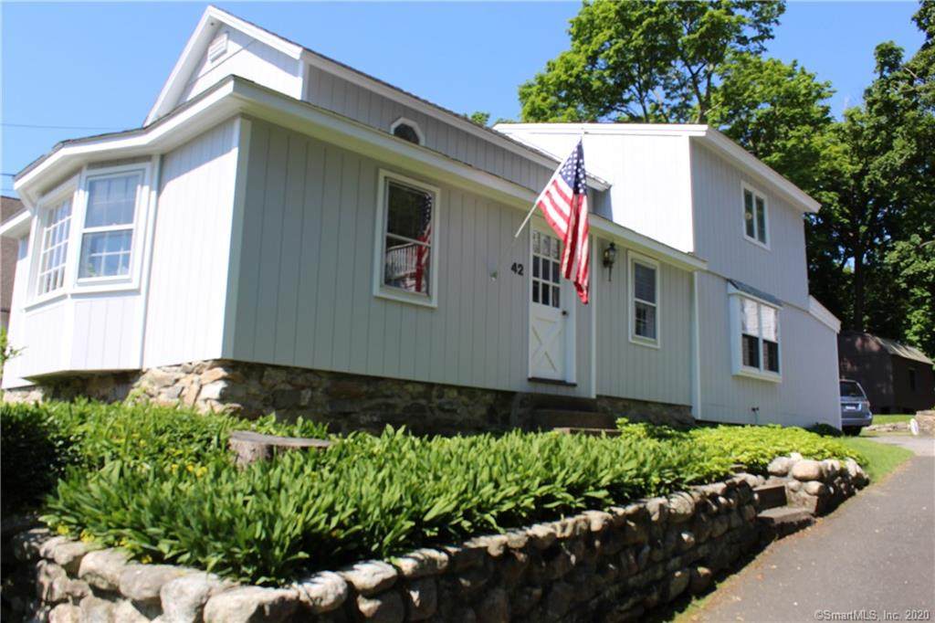 42 Roton Avenue - Photo 1
