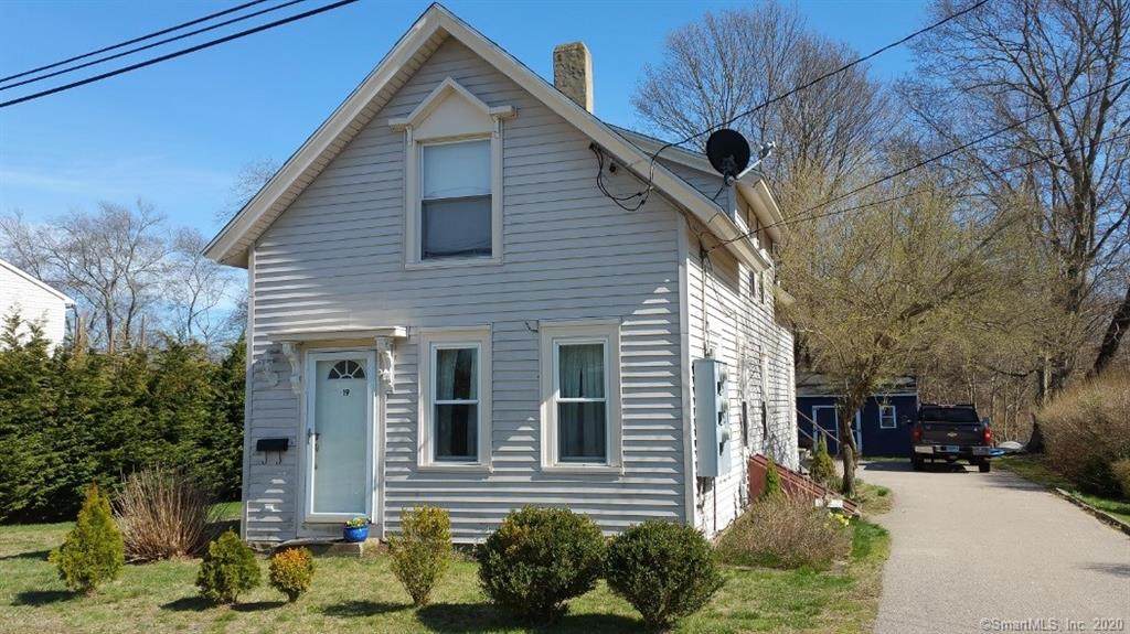 19 Walnut St (Pawcatuck) - Photo 1