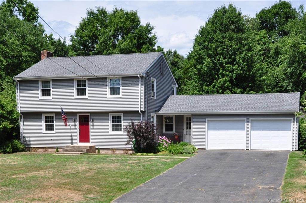 7 Stratton Lane - Photo 1