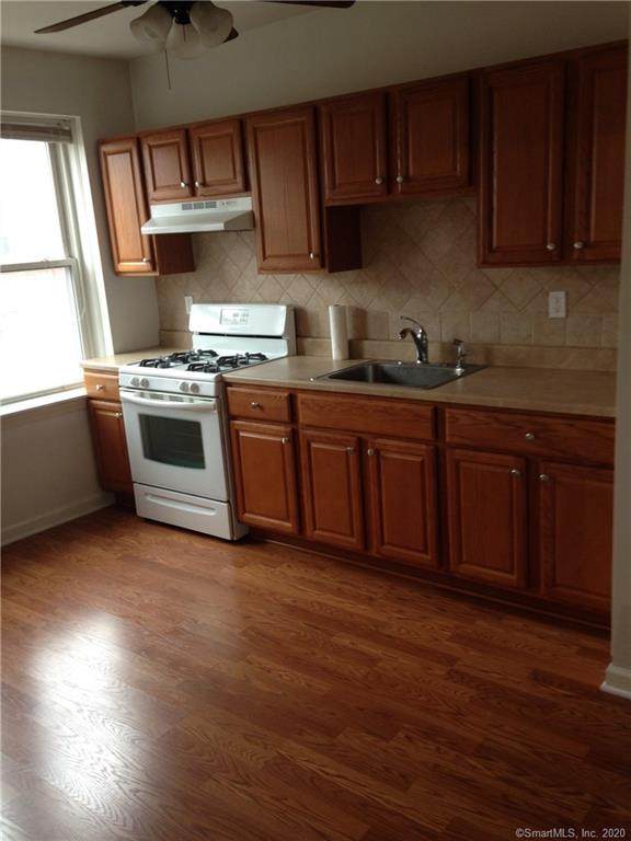872 State Street - Photo 1
