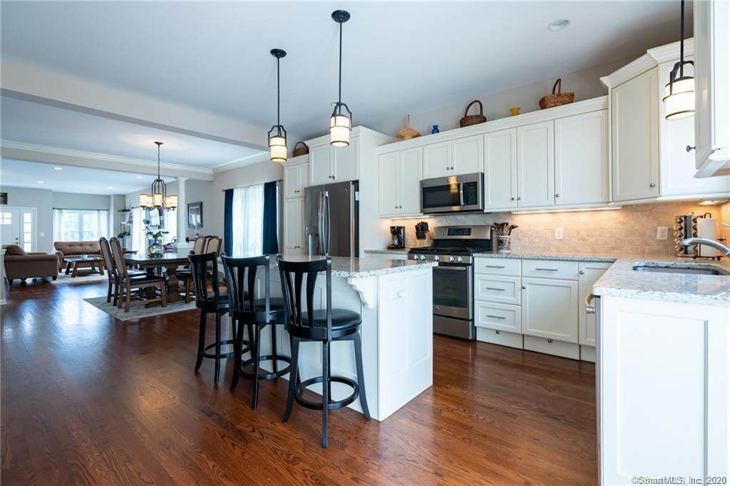 14 Magnolia Way - Photo 1