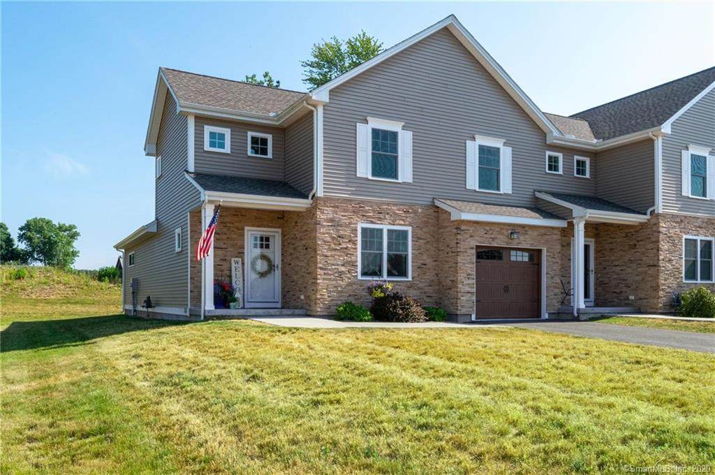 212 Old Village Circle - Photo 1