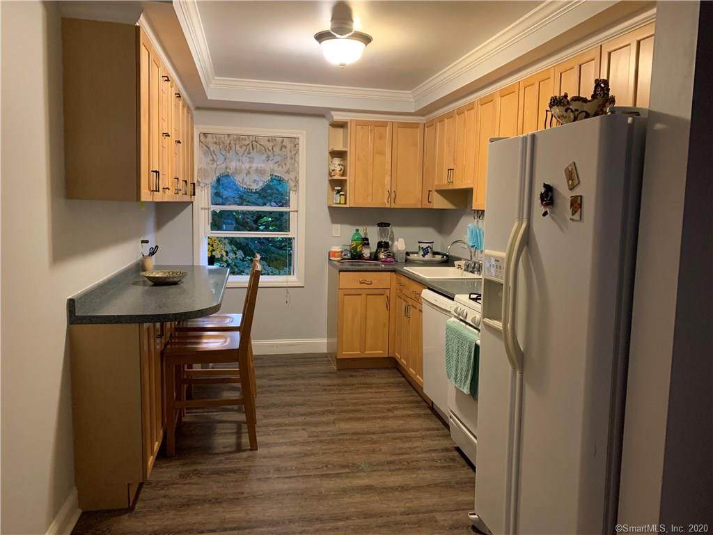 295 North Bishop Avenue - Photo 1