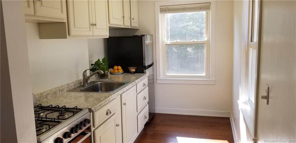 325 North Bishop Avenue - Photo 1