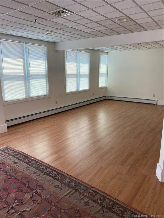 1838 Black Rock Turnpike - Photo 1