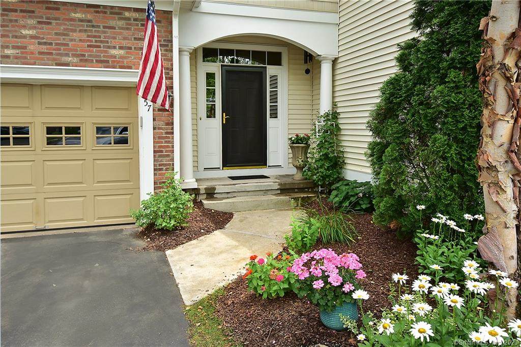 57 Goodwin Circle - Photo 1