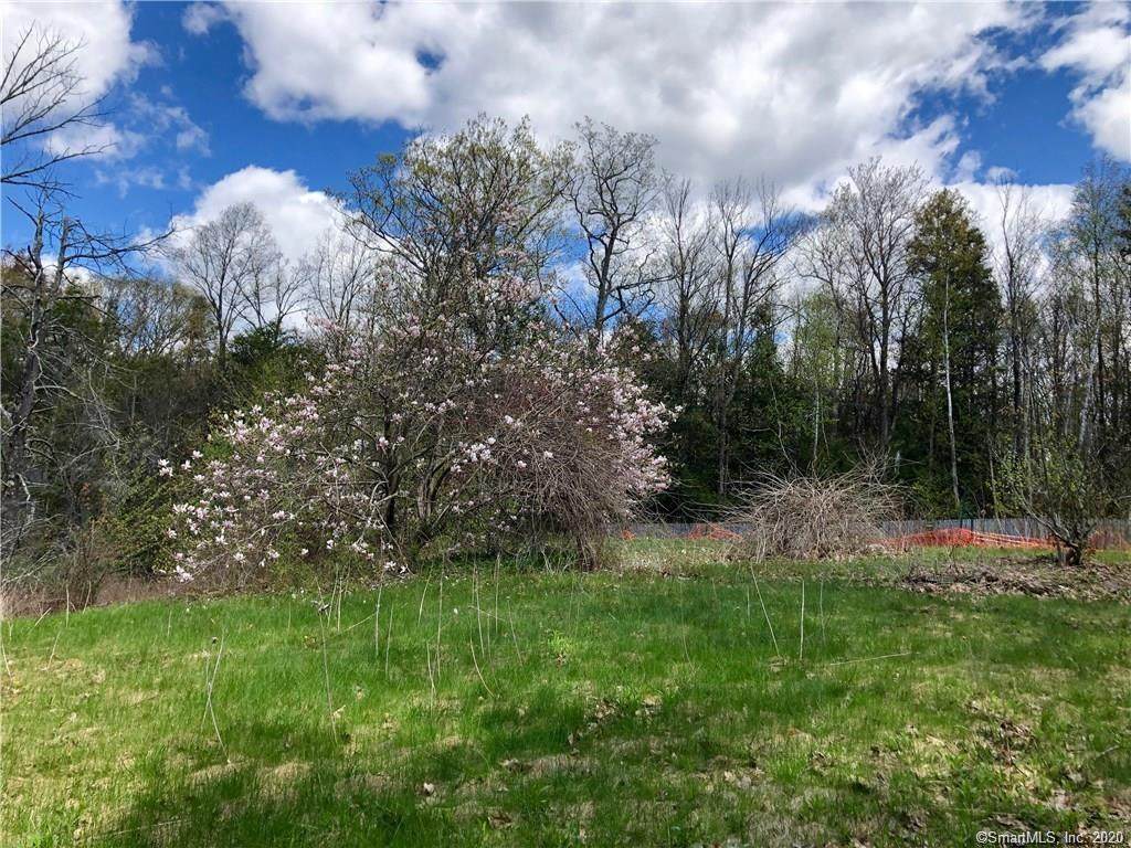 28 Fox Brook Road - Photo 1