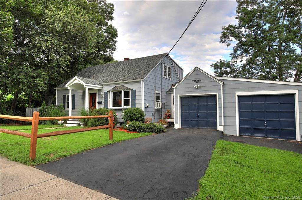 166 Beverly Drive - Photo 1