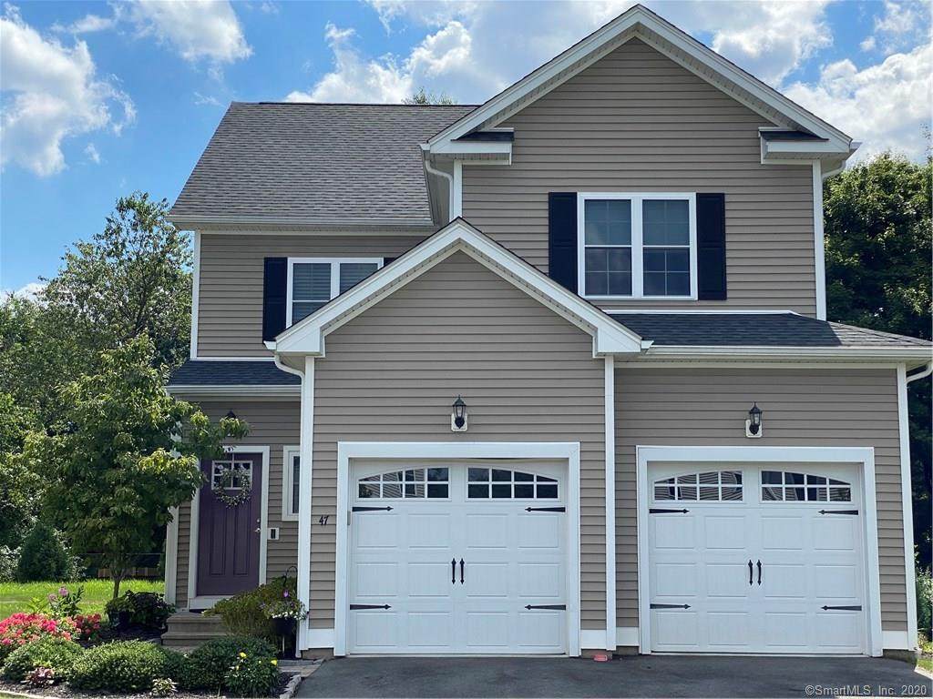 47 Lexington Gardens - Photo 1