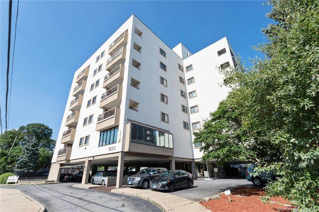 1633 Washington Boulevard - Photo 1