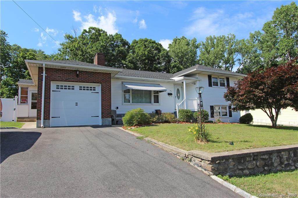 276 Highland Drive - Photo 1