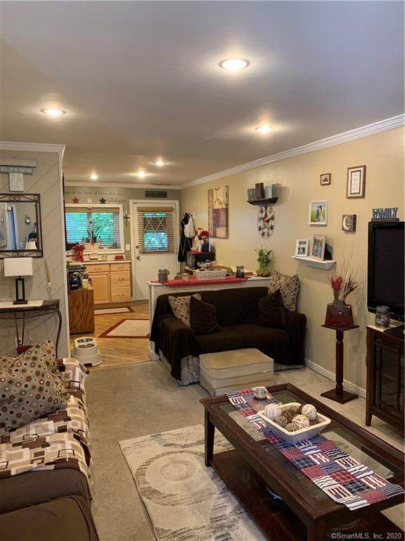 4 Union Avenue - Photo 1