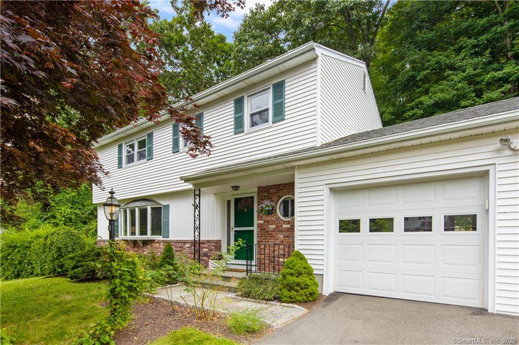 8 Seneca Road - Photo 1