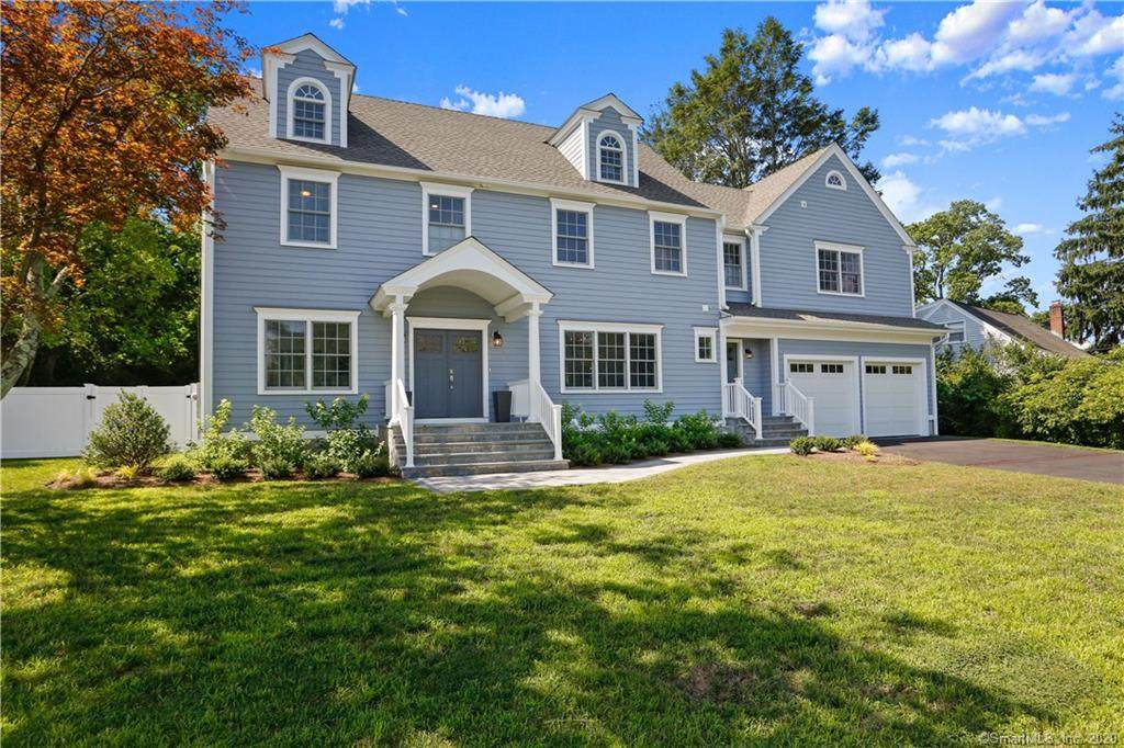 11 Tuckahoe Lane - Photo 1