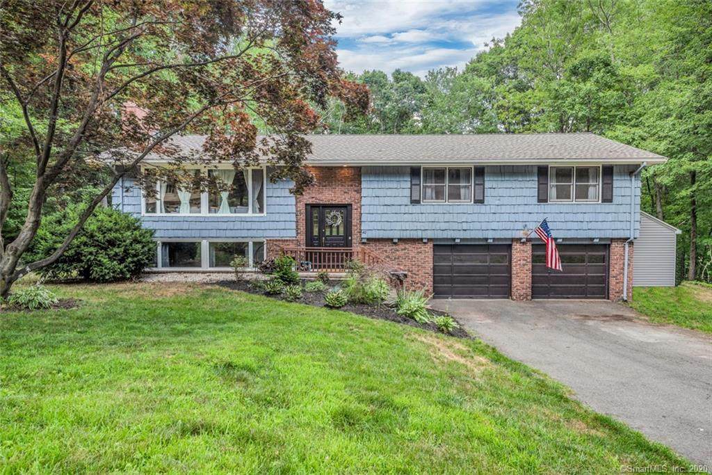 40 Deepwood Drive - Photo 1