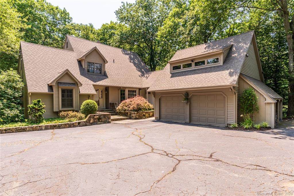22 Strawberry Lane - Photo 1