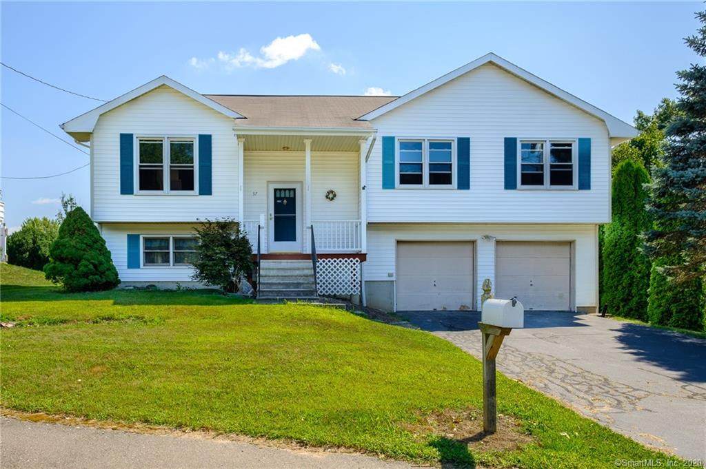 57 Oakcrest Circle - Photo 1