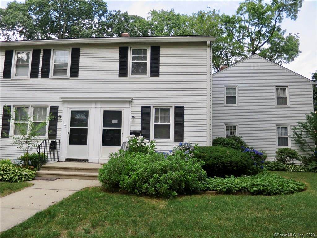 137 Sylvan Knoll Road - Photo 1