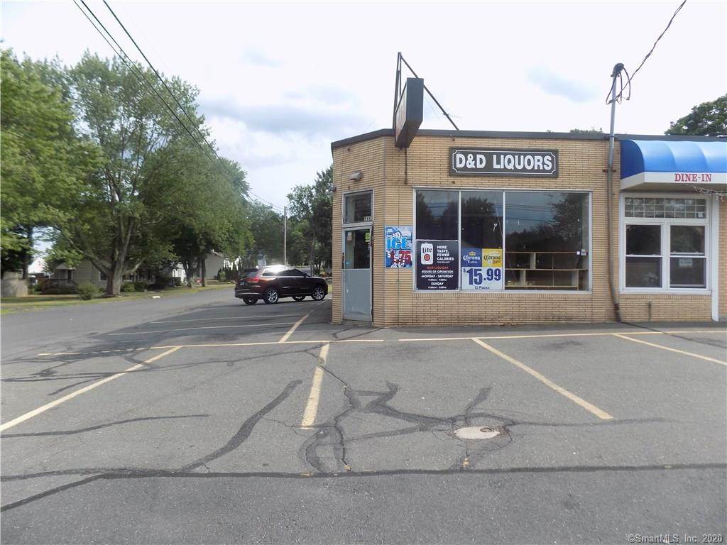 966 Pine St - Photo 1