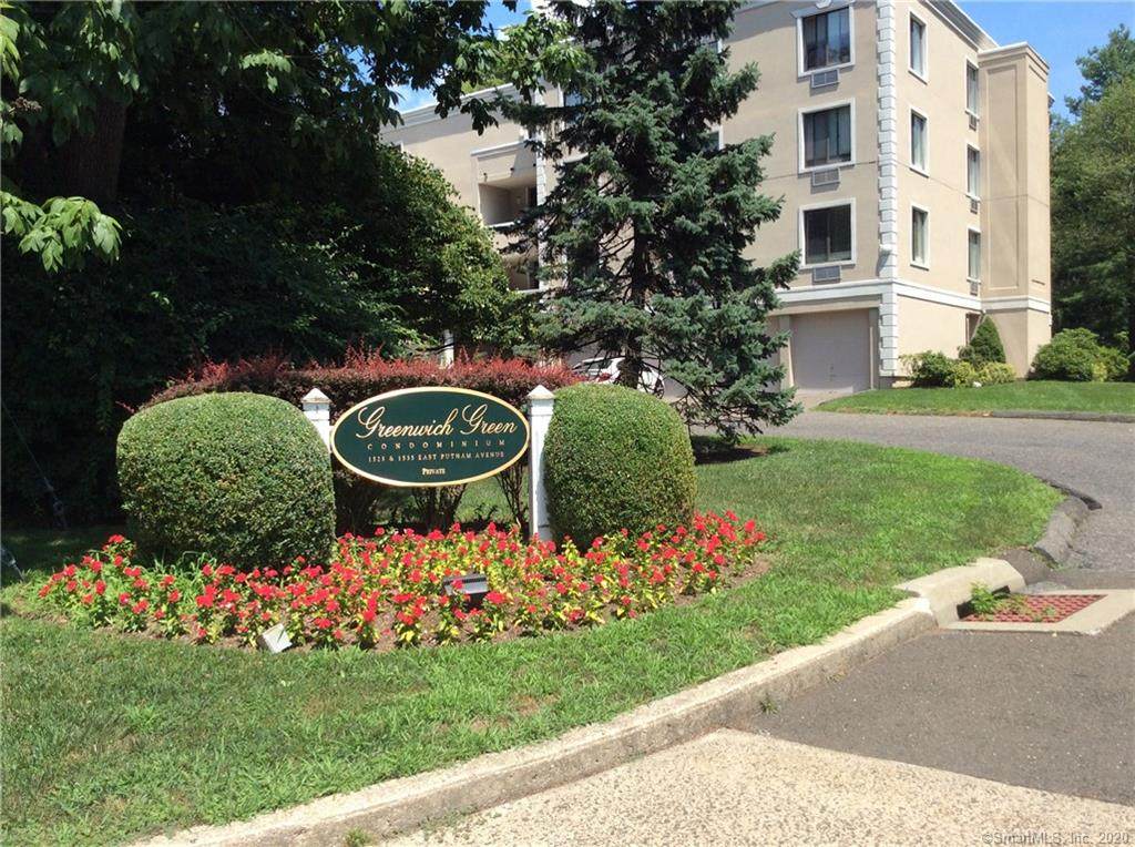 1535 Putnam Avenue - Photo 1