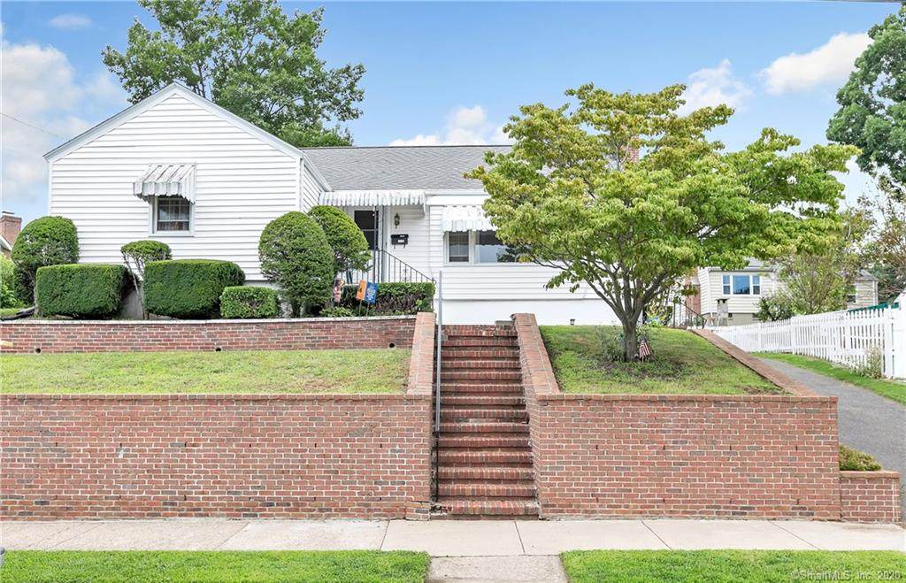 256 Merritt Street - Photo 1