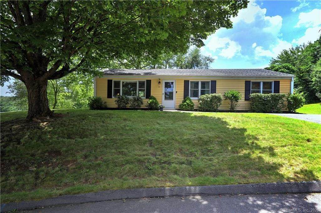 11 Hughes Circle - Photo 1