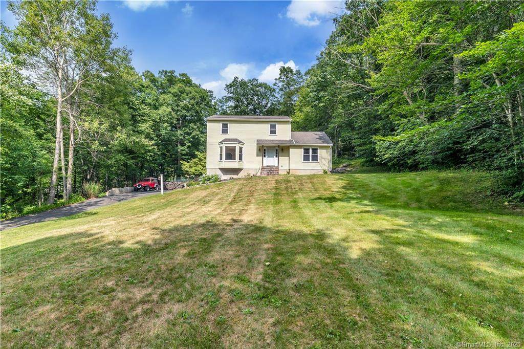 14 Carriage House Drive - Photo 1