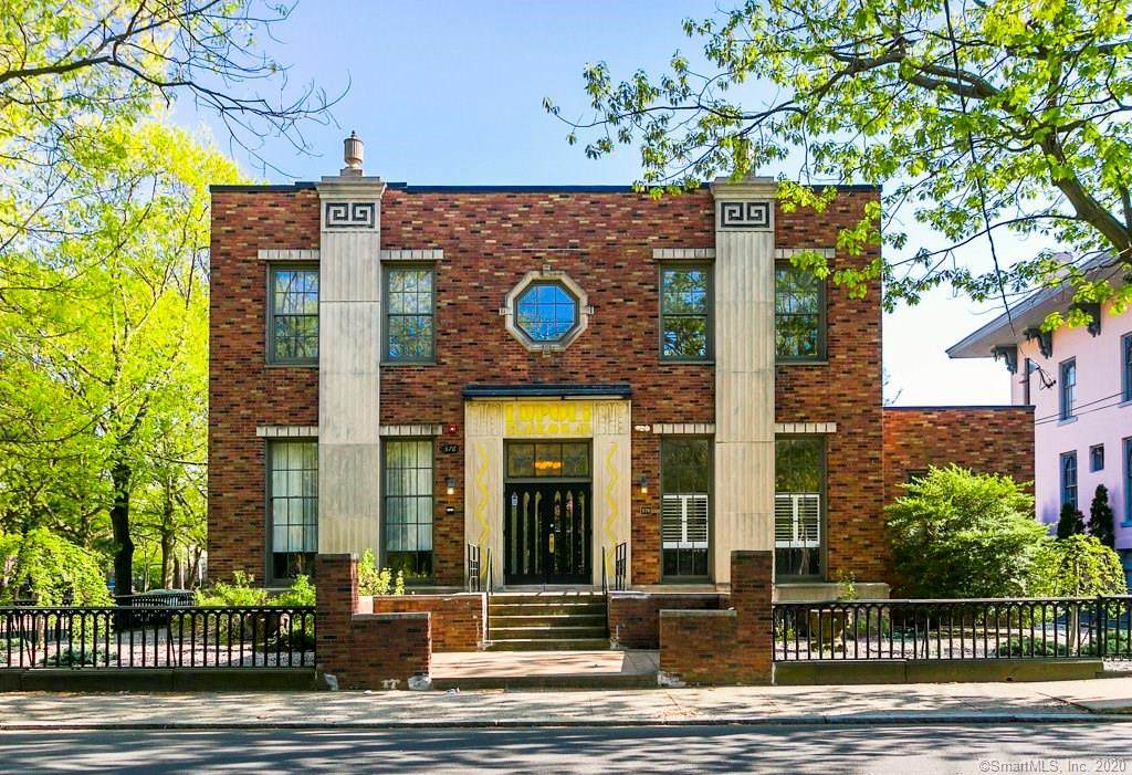 576 Chapel Street - Photo 1