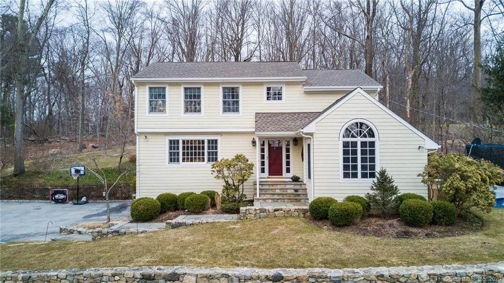 210 Linden Tree Road - Photo 1