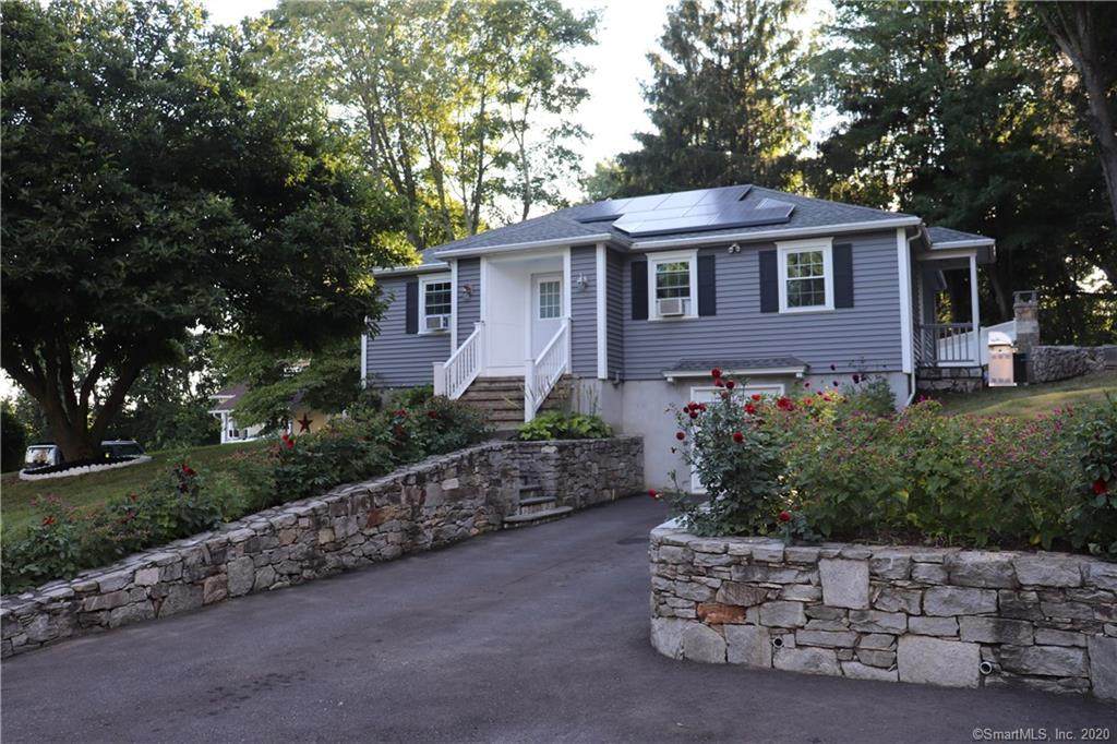 29 Shelter Hill Avenue - Photo 1