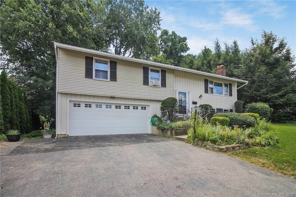 17 Carriage Drive - Photo 1