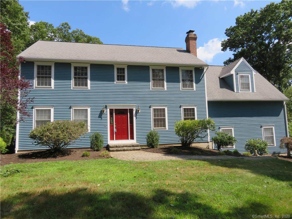 9 Hunting Ridge Road - Photo 1