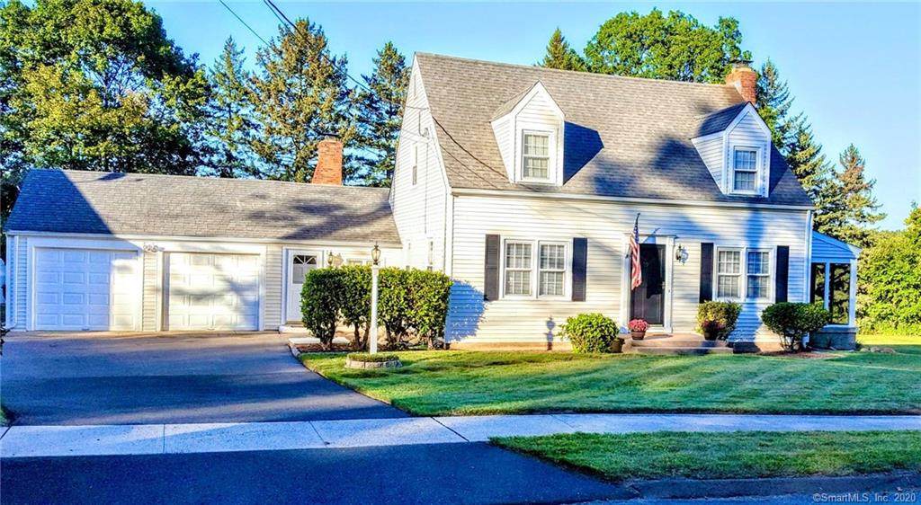 27 Ingleside Drive - Photo 1