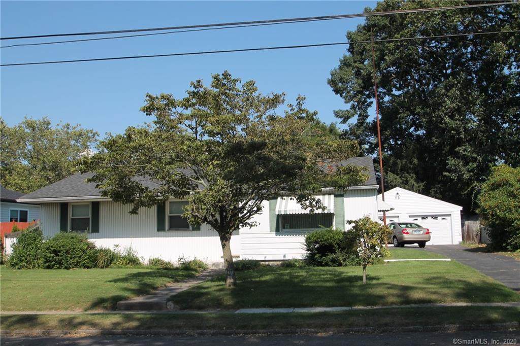 718 Freeman Avenue - Photo 1
