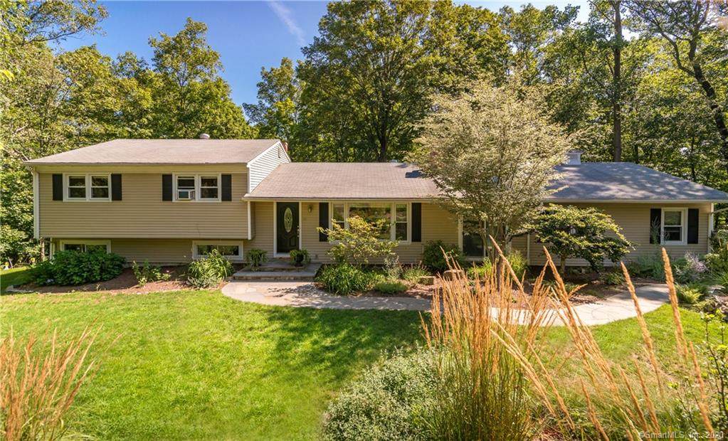 18 Senoka Drive - Photo 1