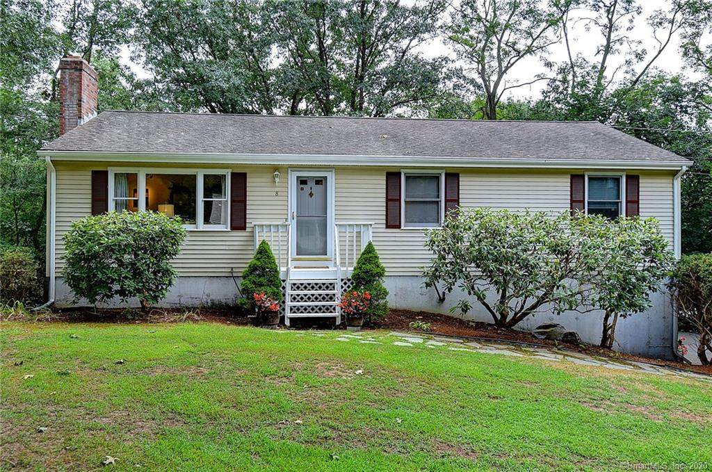 8 Hillcrest Drive - Photo 1