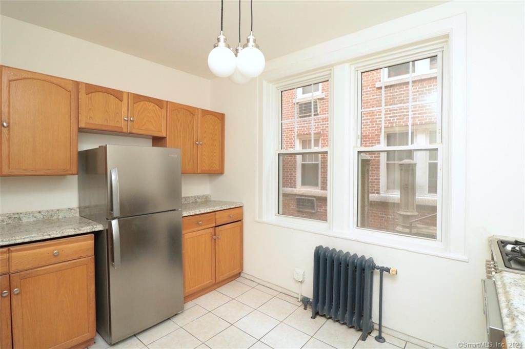 637 Summer Street - Photo 1