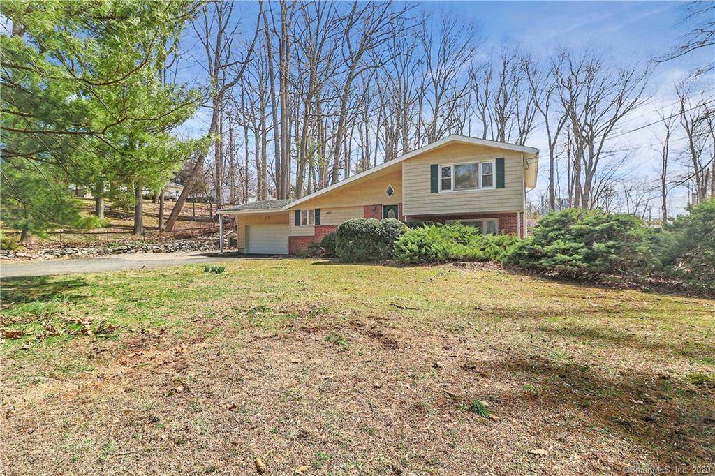 22 Lancaster Drive - Photo 1