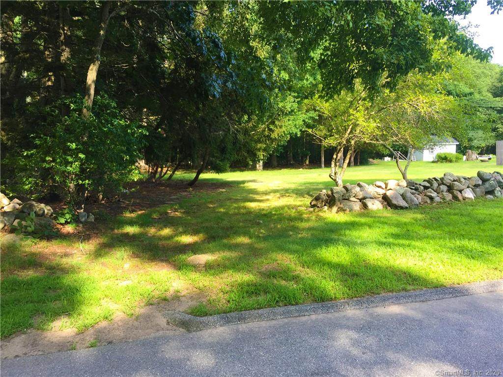 256 Roxbury Road - Photo 1