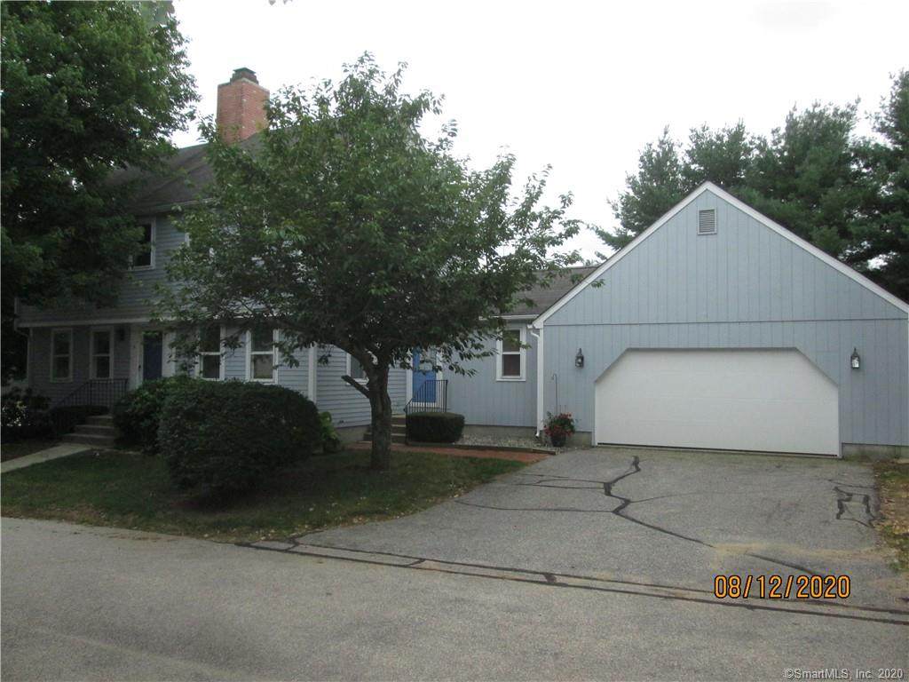 8 Charter Oak Square - Photo 1