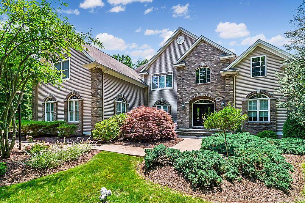 116 Royal Coach Lane - Photo 1