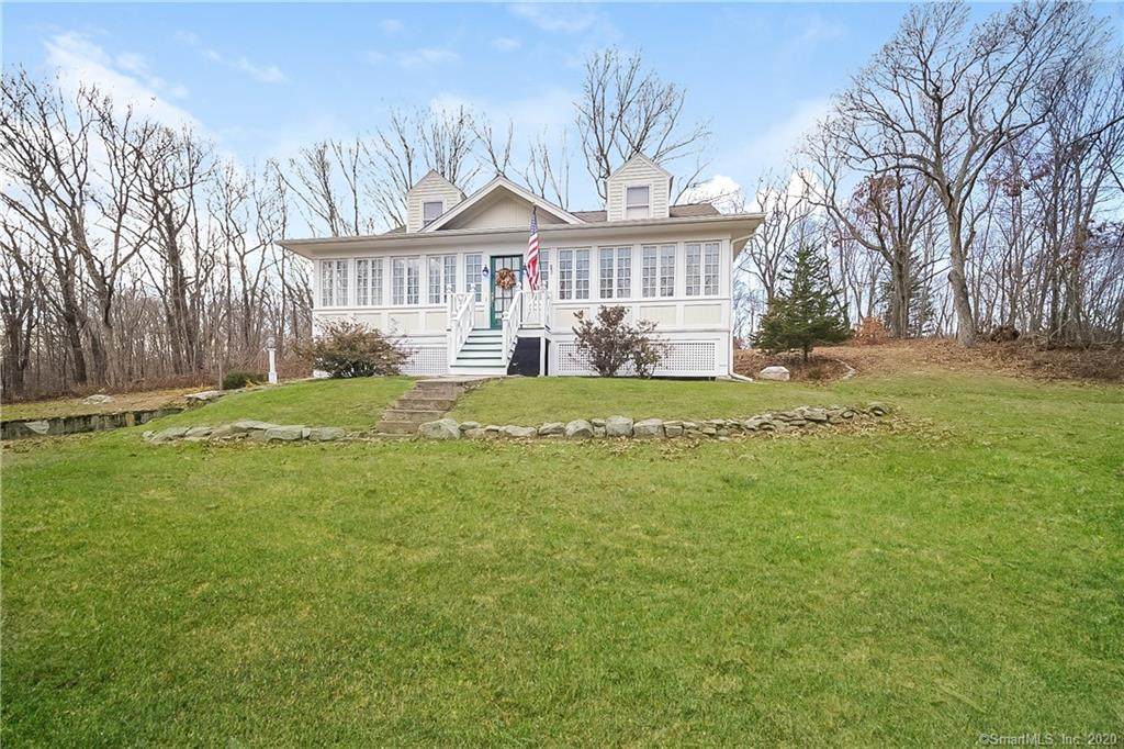 155 Pepper Street - Photo 1