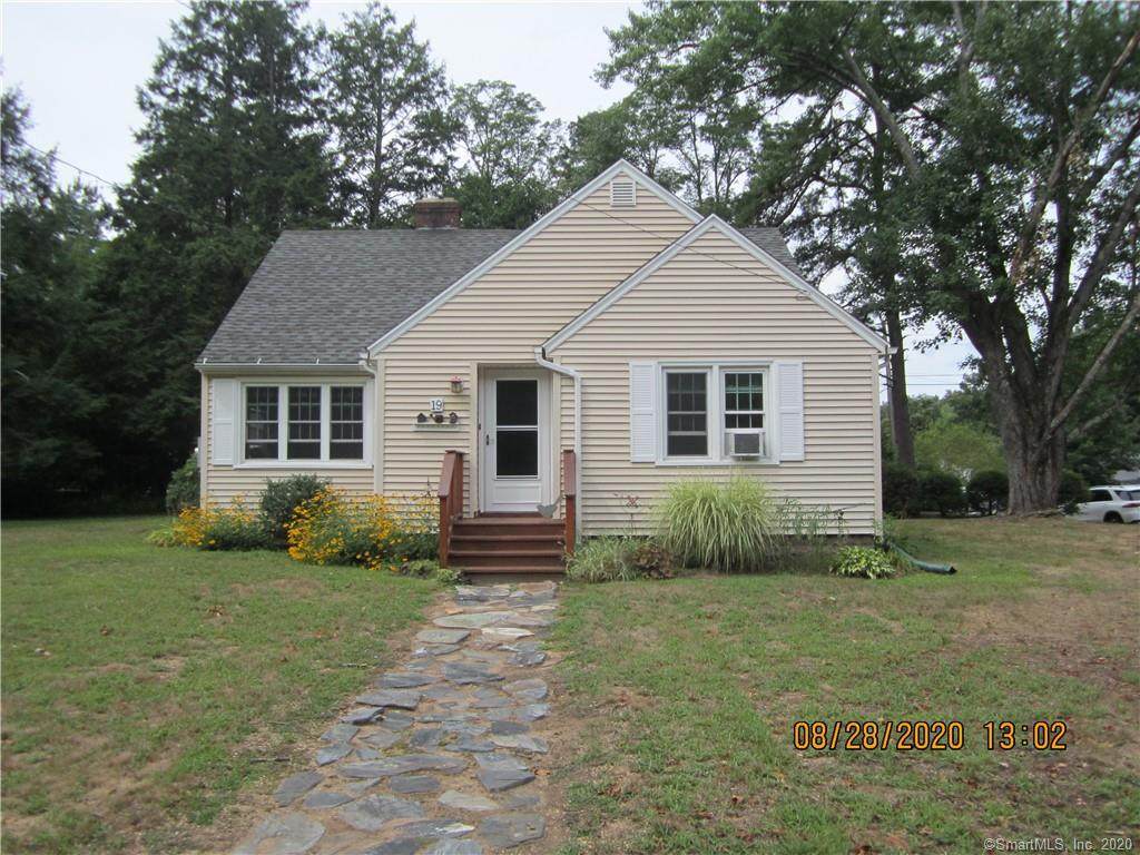 19 Lawrence Avenue - Photo 1