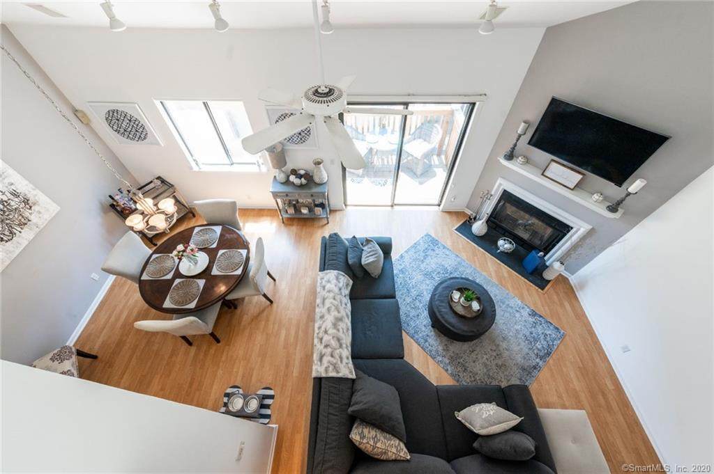 27 Lindstrom Road - Photo 1