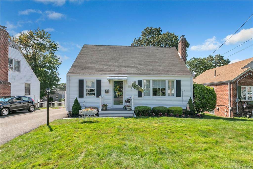124 Hillside Avenue - Photo 1