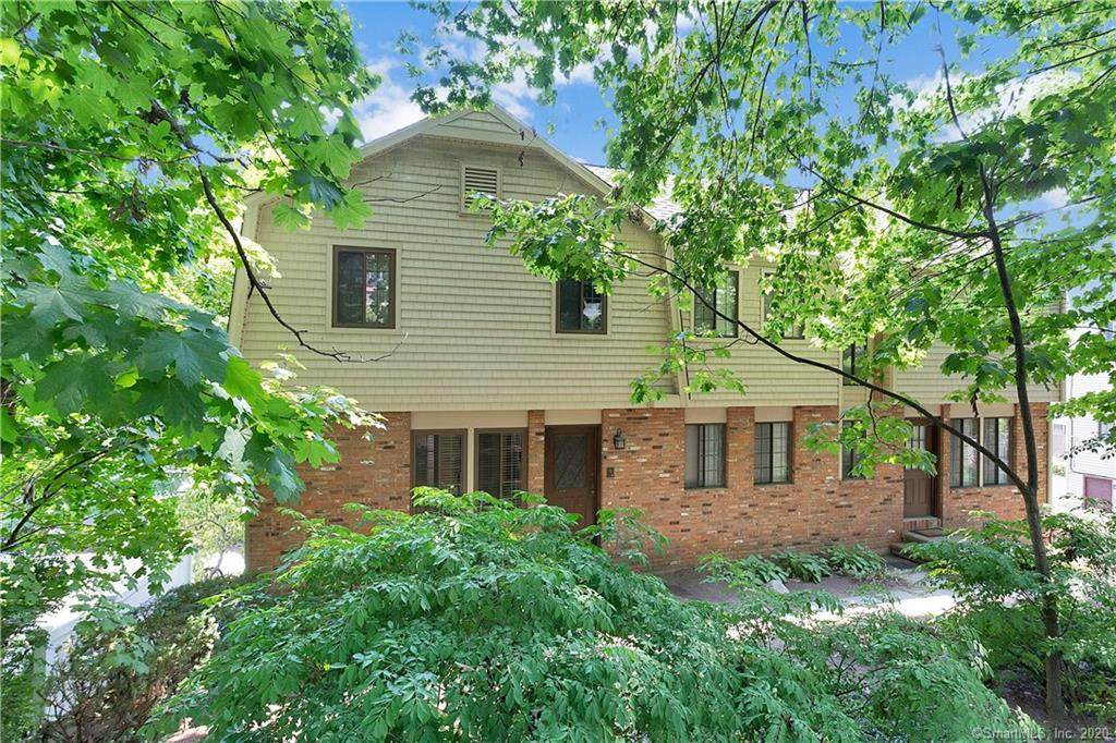 105 Columbus Place - Photo 1