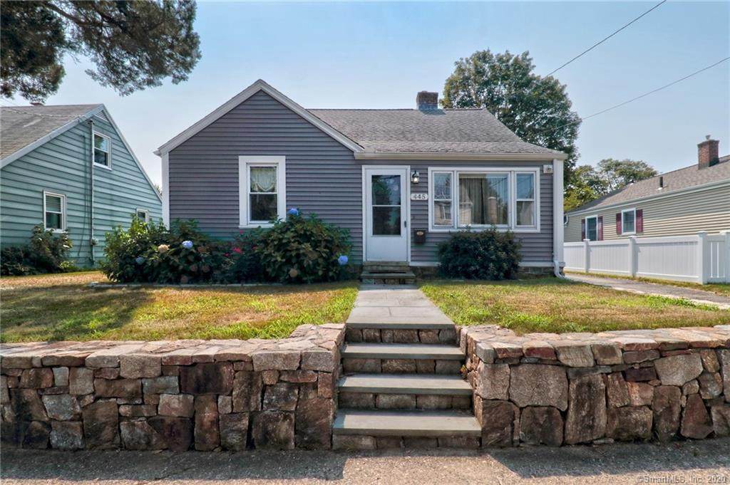 445 Wilcoxson Avenue - Photo 1