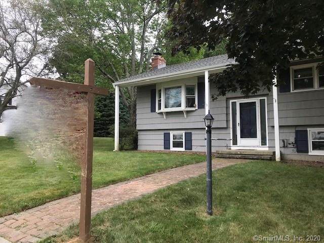 271 Meadowview Drive - Photo 1